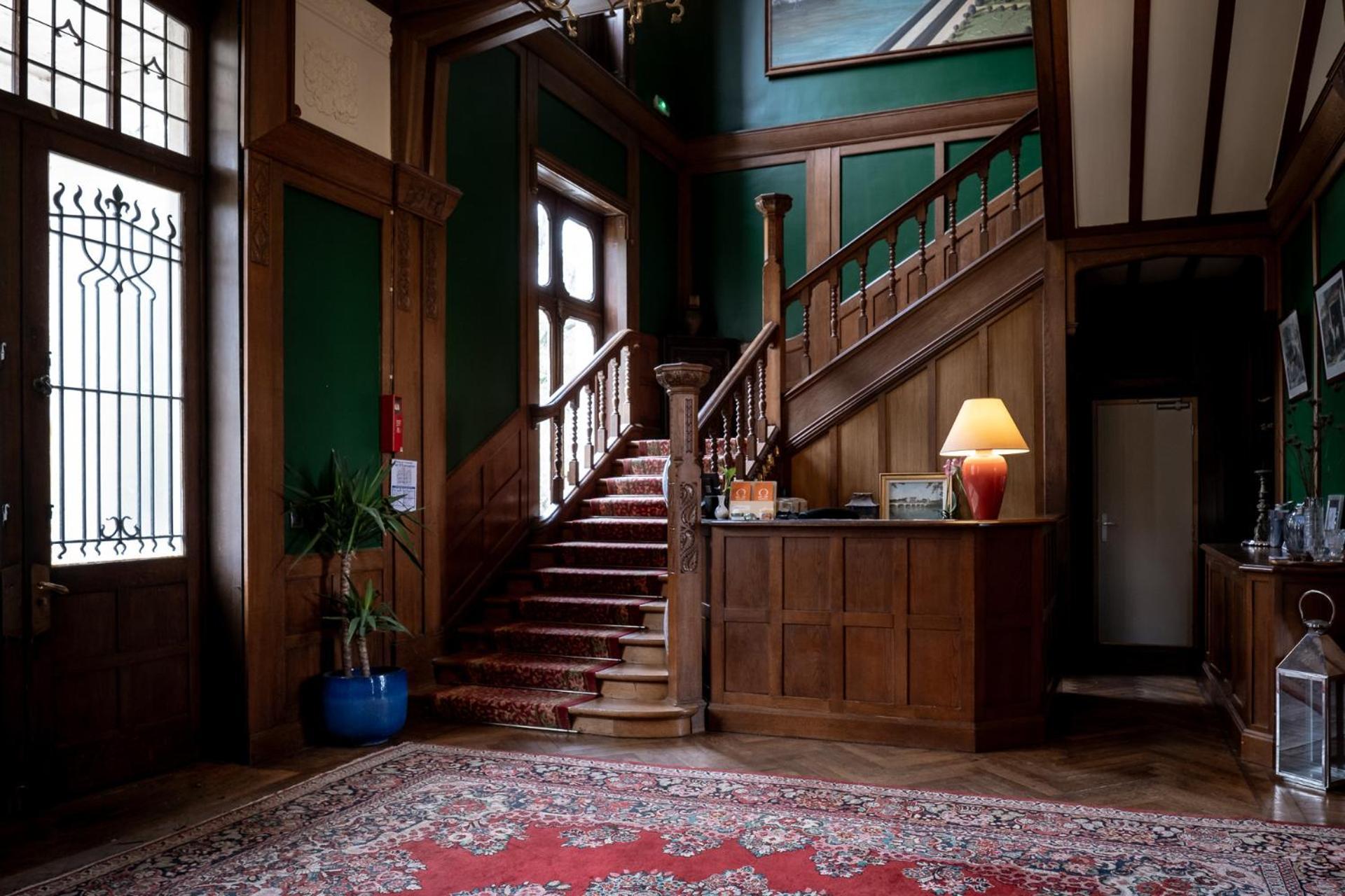 Chateau De L'aubriere - Teritoria Hotel
