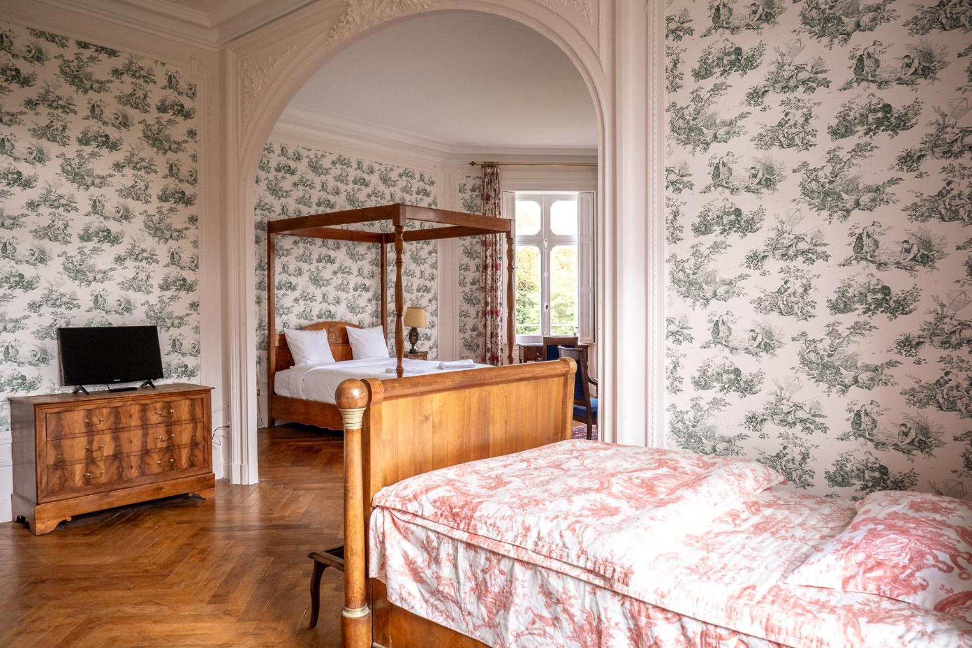 Chateau De L'aubriere - Teritoria Hotel 3*