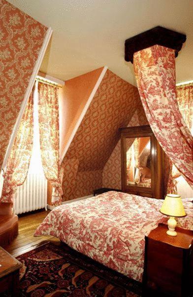 Chateau De L'aubriere - Teritoria Hotel 3*